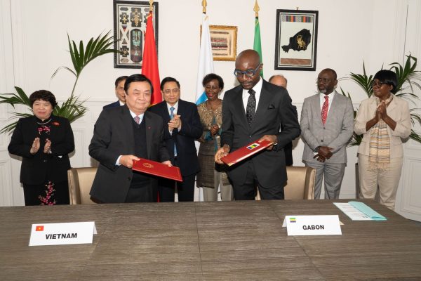 Signature_Gabon_Vietnam2